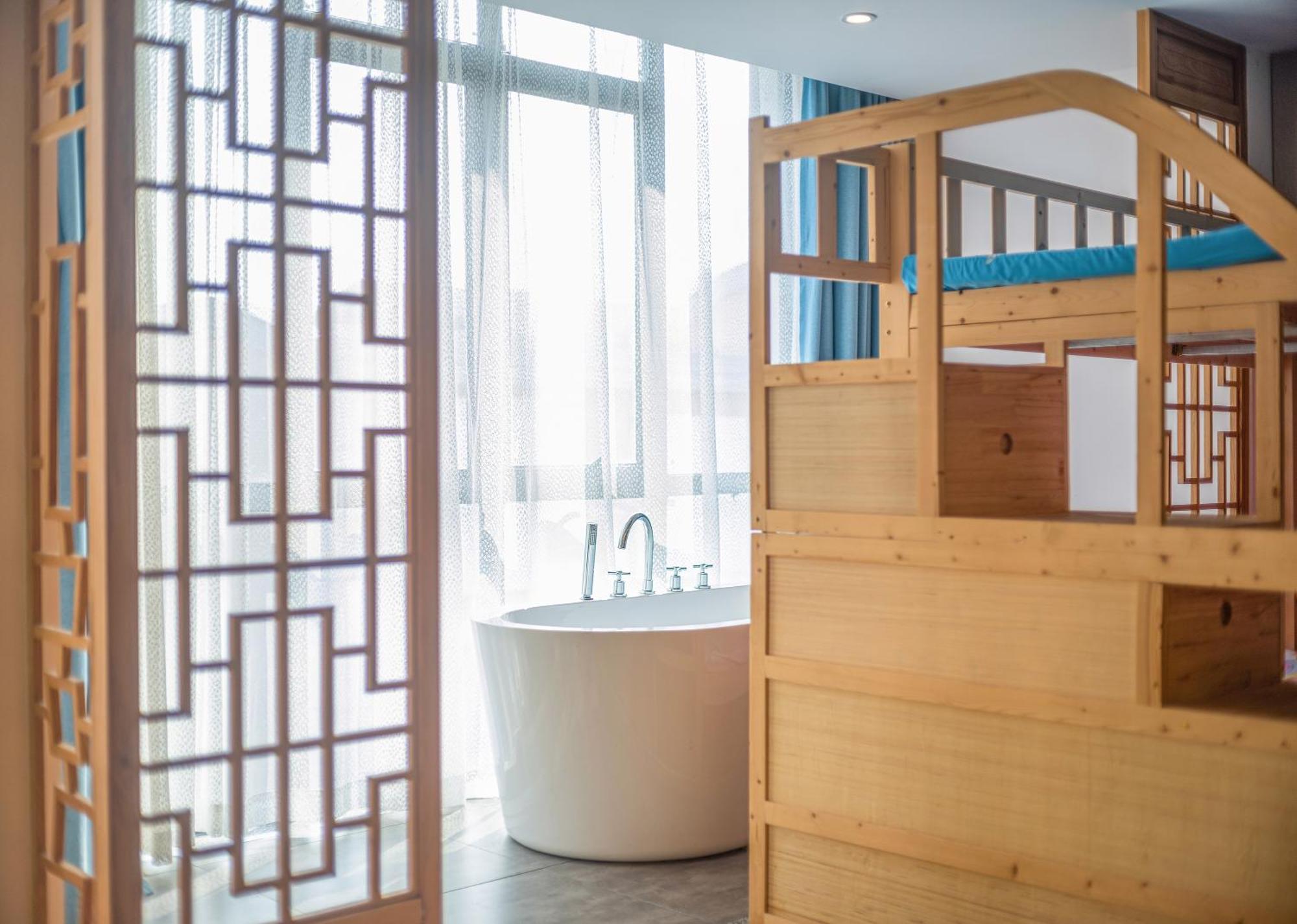 Zhangjiajie Dreamway Hotel - Free Pick Up Service Екстер'єр фото